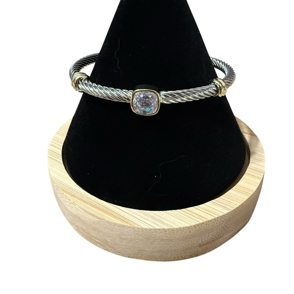 Jewelry - New Gold & Silver-Tone Cable Bangle with Clear Center Stone Adjustable Size